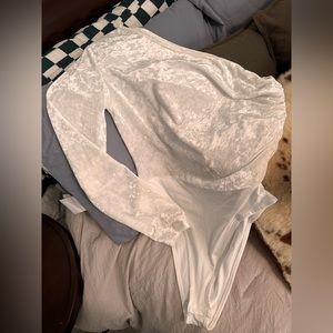 one shoulder rouched body suit